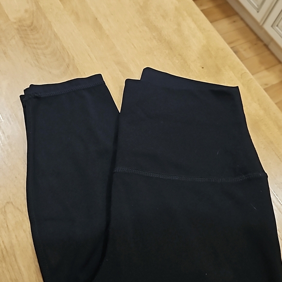 Leggings - Picture 2 of 3